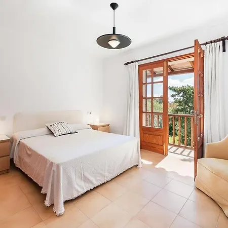 Βίλα Sleeps 8 Pool Wifi