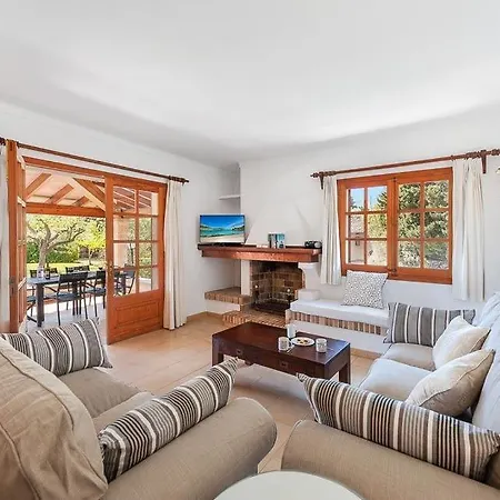 Βίλα Sleeps 8 Pool Wifi Pollença